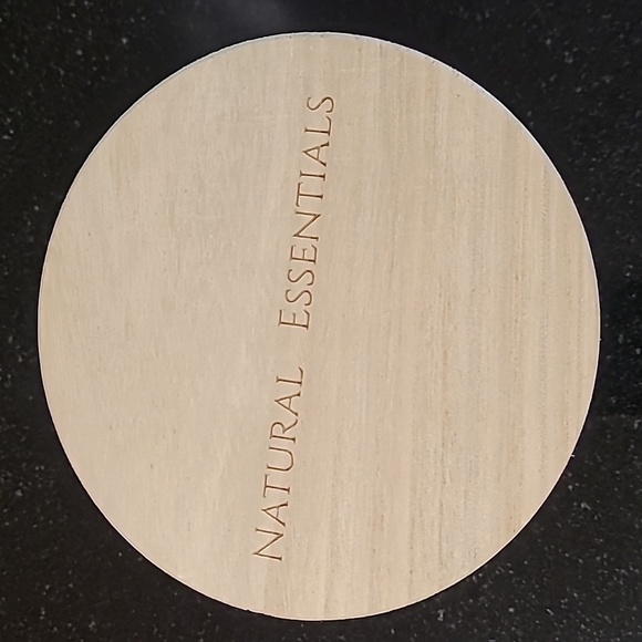 💮Natural Essentials Scented Candle - Picture 3 of 6